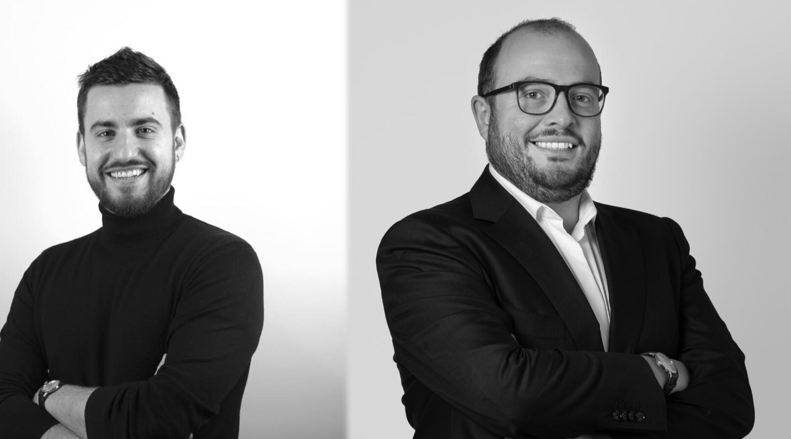 Nikos, trained in semiotics and the humanities, explores how people across cultures create meaning. Pierre, a multilingual entrepreneur and obsessive learner, brings a rational, historical, and modern approach to tarot. Together, they created Oledge.